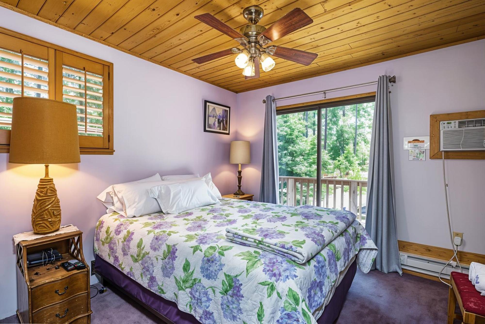 Pet Friendly The Hideout Yosemite Holiday home